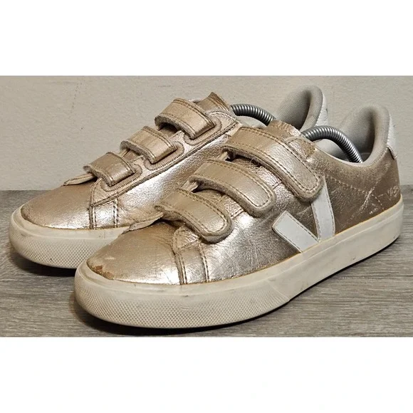 Veja Shoes Veja Womens T2 Gold White Triple Strap Sneakers Us